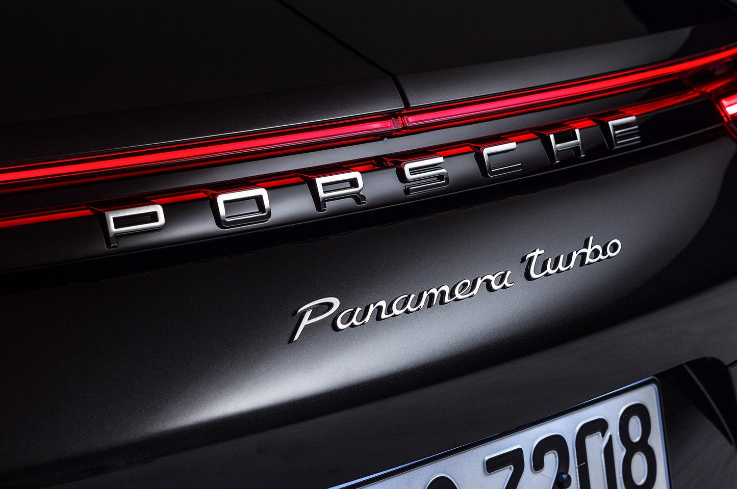 Емблема PANAMERA TURBO
