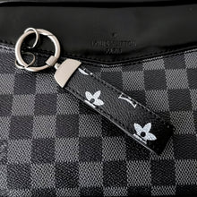 Ключодържател кожен LV 034
