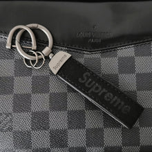 Ключодържател кожен LV 037